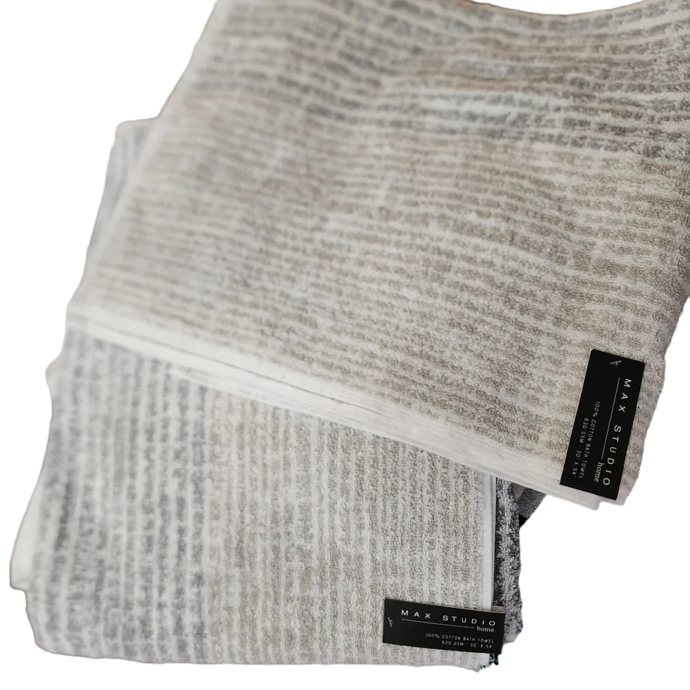 Max Studio Abstract 2 Bath Towel Gray Beige Gray White Ikat NWT 630 GSM